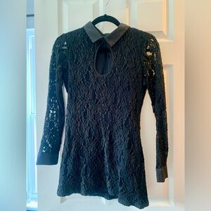 Kirra Lace Peter Pan Peephole Top